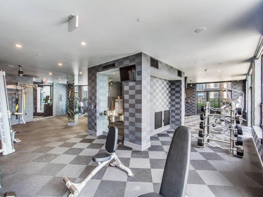 Apartment Gray Luxe At Nrg *